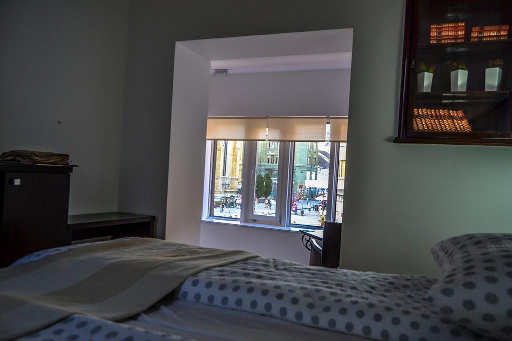 Modena Apartments Novi Sad Rum bild