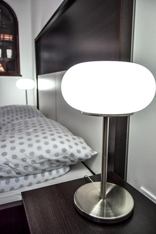 Modena Apartments Novi Sad Rum bild