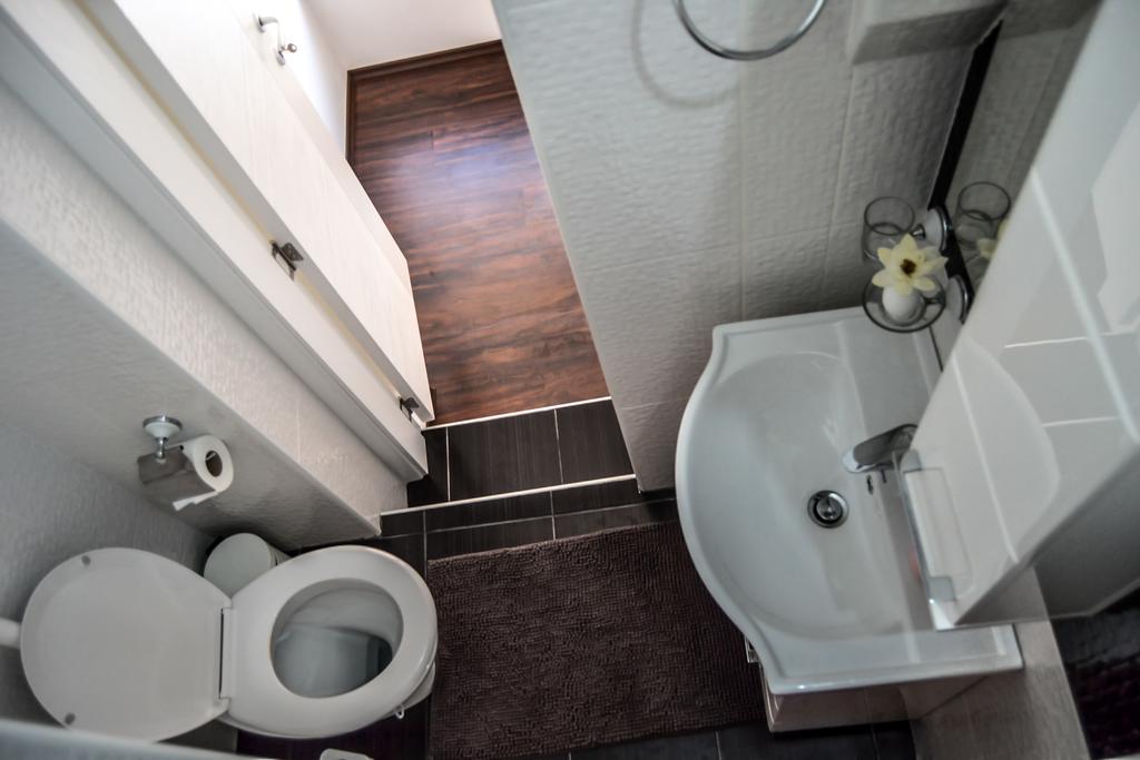 Modena Apartments Novi Sad Rum bild